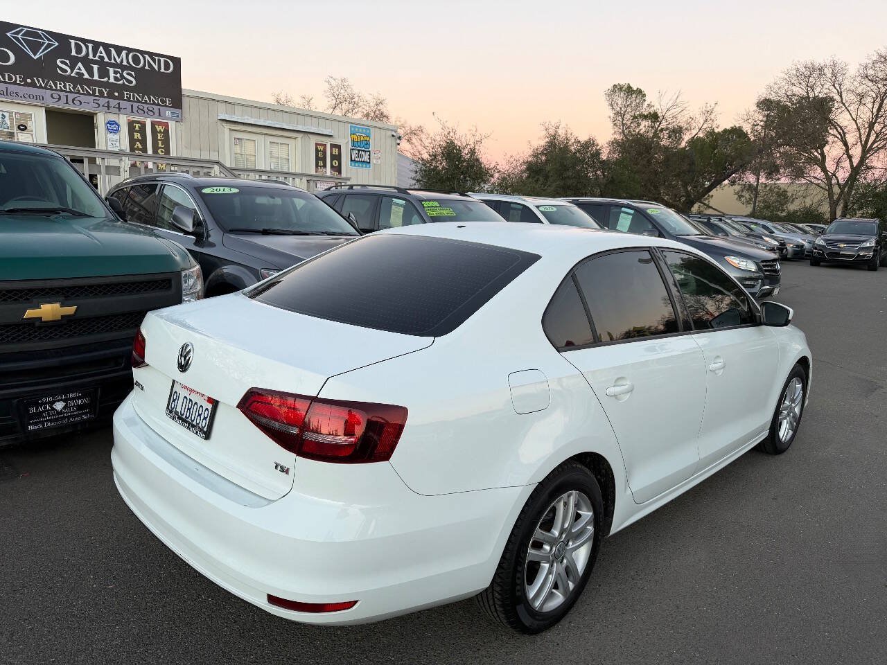 Used 2018 Volkswagen Jetta S FWD image 4