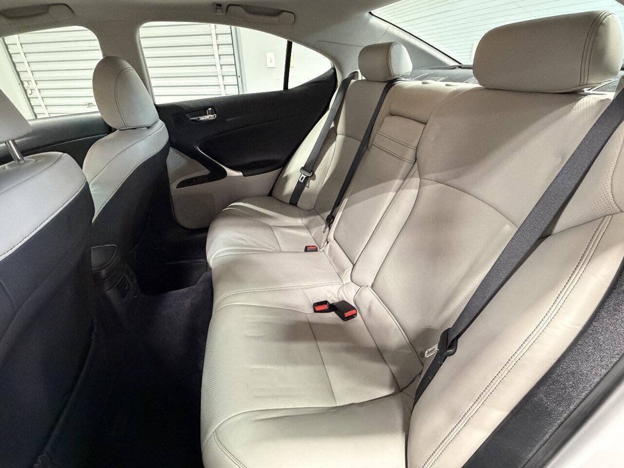 Used 2009 Lexus IS 250 AWD image 18