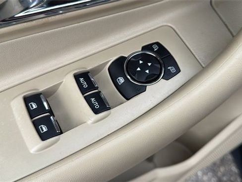 Used 2014 Ford Taurus Limited w/ Equipment Group 301A image 12
