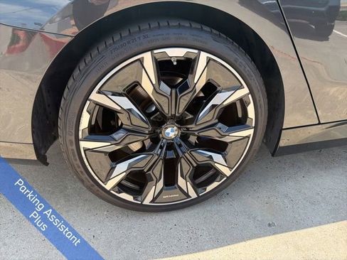Certified 2026 BMW 530i w/ M Sport Package RWD image 10