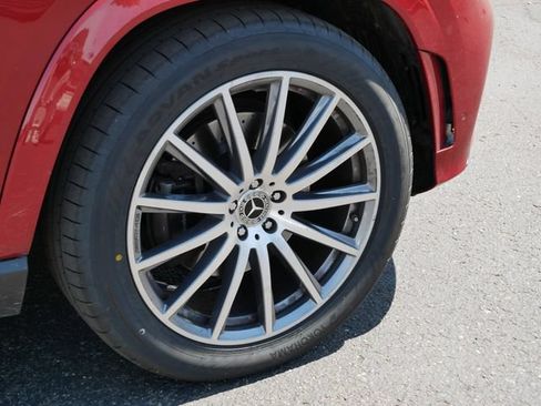 Used 2022 Mercedes-Benz GLS 450 4MATIC image 9