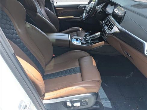 Used 2021 BMW X5 M w/ Competition Package AWD/4WD image 22
