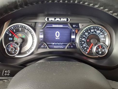 Used 2020 RAM 1500 Big Horn AWD/4WD image 20