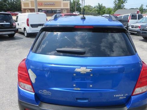 Used 2016 Chevrolet Trax LT w/ LT Convenience Package AWD/4WD image 39