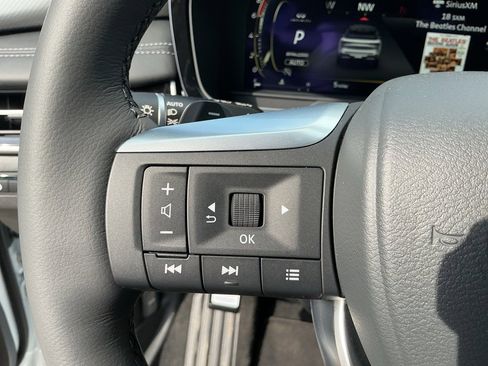 New 2026 INFINITI QX60 Luxe w/ Family Package image 18