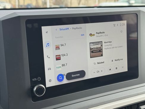 Used 2024 Toyota Tacoma SR image 4