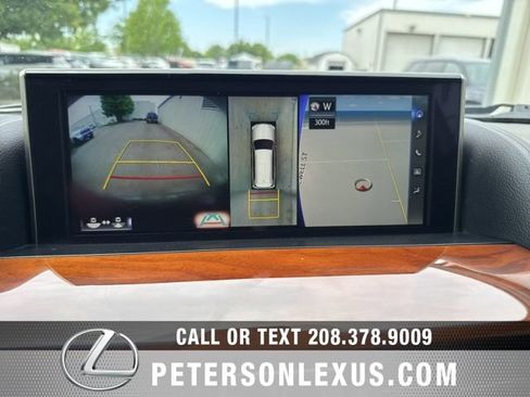 Used 2019 Lexus LX 570 4WD w/ Luxury Package image 31