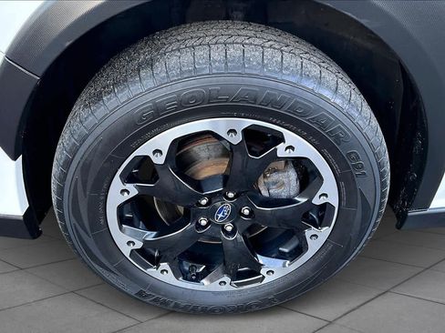 Used 2023 Subaru Crosstrek 2.0i Premium image 11