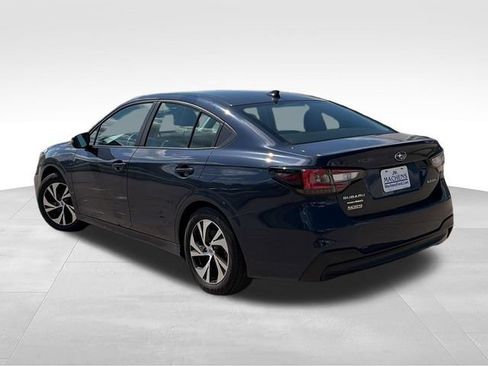 Used 2025 Subaru Legacy Premium w/ Popular Package #1A AWD/4WD image 3