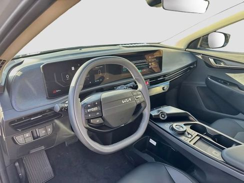 New 2026 Kia EV6 Light RWD image 9