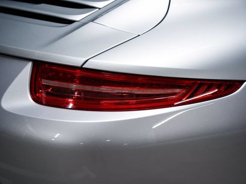 Used 2016 Porsche 911 Carrera S RWD image 37