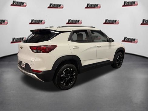 Used 2023 Chevrolet TrailBlazer LT w/ Convenience Package AWD/4WD image 5