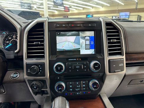 Used 2018 Ford F150 King Ranch w/ Equipment Group 601A Luxury image 29