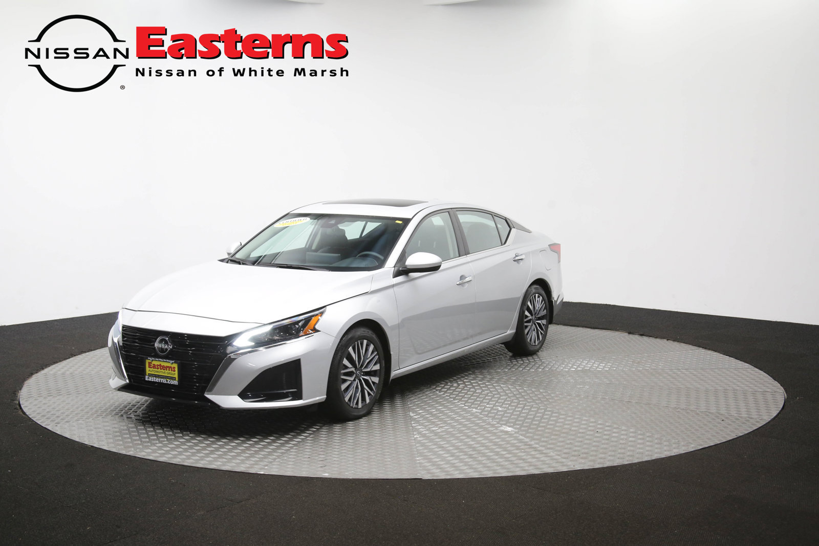 Used 2024 Nissan Altima 2.5 SV w/ SV Premium Package FWD image 55