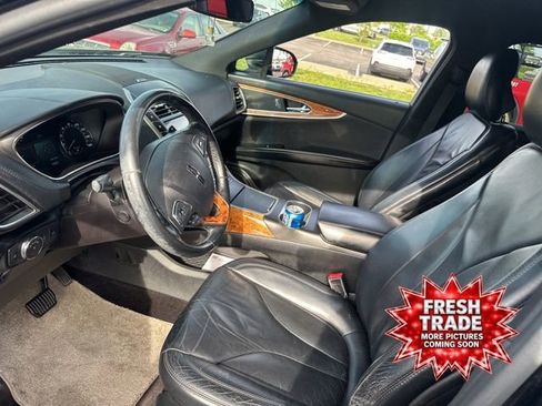 Used 2016 Lincoln MKX Select image 7