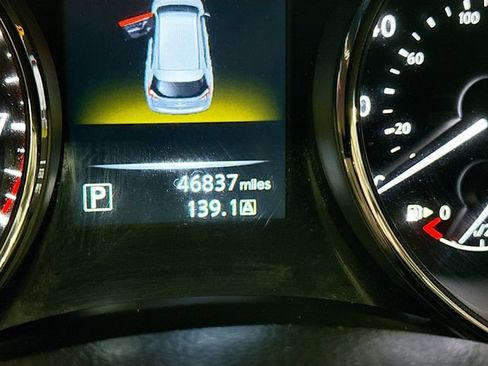 Used 2015 Nissan Rogue SV AWD/4WD image 13
