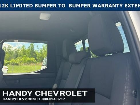 Used 2025 Toyota Tacoma SR5 AWD/4WD image 33