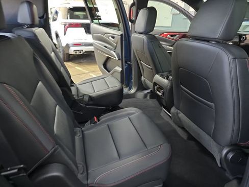 New 2026 Chevrolet Traverse Z71 w/ Driver Confidence Package image 11