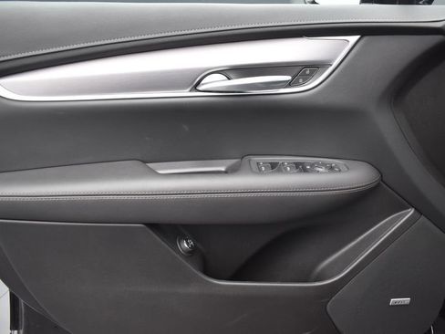 New 2026 Cadillac XT5 Luxury w/ LPO, Floor Liner Package FWD image 9