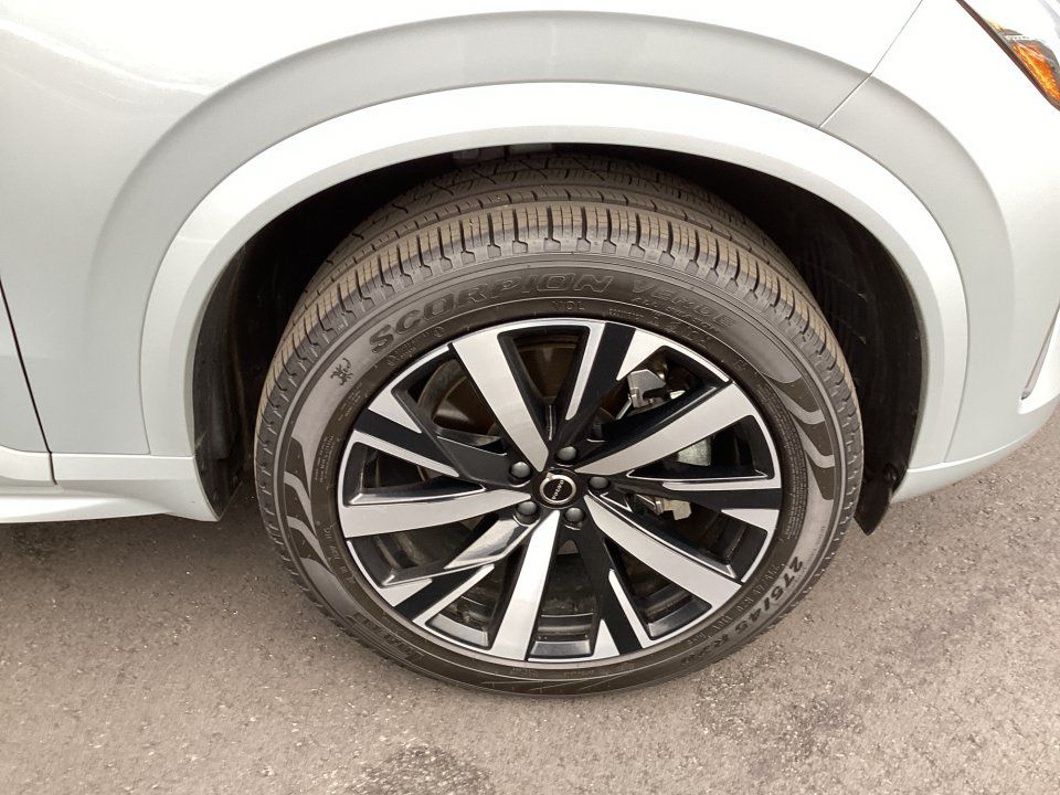 Used 2026 Volvo XC90 B6 Core AWD/4WD image 25