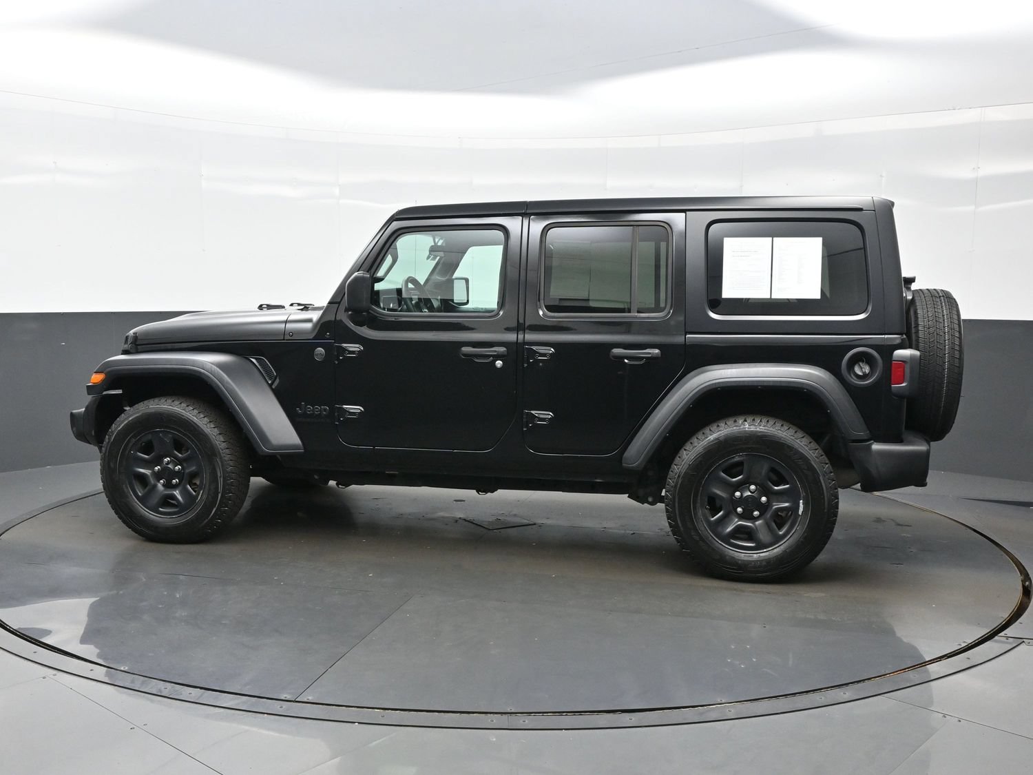 Used 2023 Jeep Wrangler Unlimited Sport AWD/4WD image 4