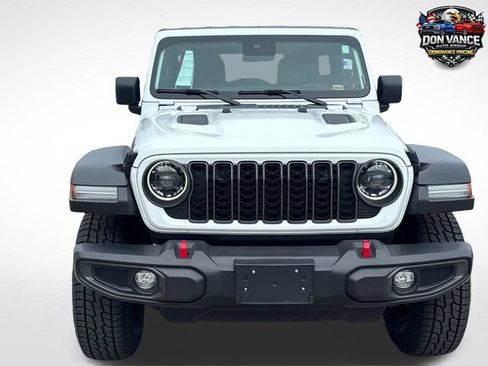 Used 2024 Jeep Wrangler Unlimited Rubicon AWD/4WD image 9