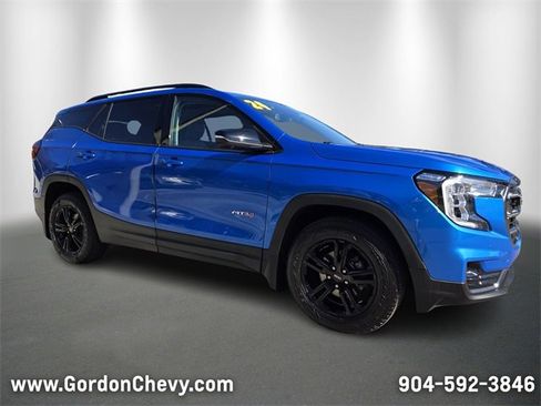 Used 2024 GMC Terrain AT4 w/ Infotainment Package II image 8
