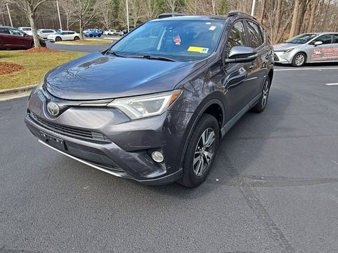 Used 2017 Toyota RAV4 XLE image 14