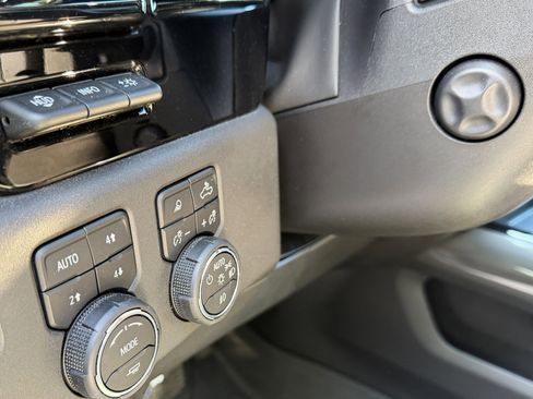 Used 2024 Chevrolet Silverado 1500 ZR2 w/ Technology Package image 3