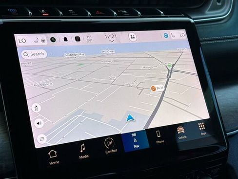 Used 2022 Jeep Grand Cherokee Overland w/ Advanced Protech Group III image 19