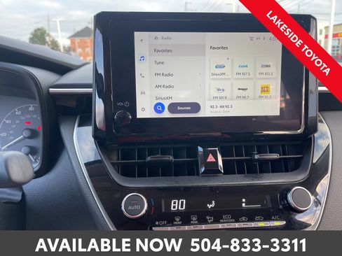 Used 2024 Toyota Corolla LE image 28