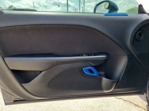 Used 2019 Dodge Challenger SXT RWD image 18