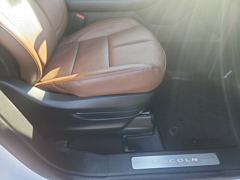 Used 2023 Lincoln Aviator Reserve w/ Equipment Group 201A image 36