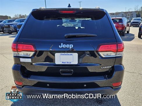 Used 2020 Jeep Grand Cherokee Laredo w/ 18" Wheel & 8.4" Radio Group image 10