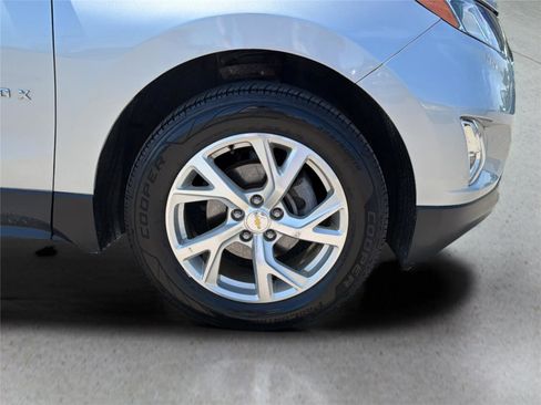Used 2018 Chevrolet Equinox Premier AWD/4WD image 37