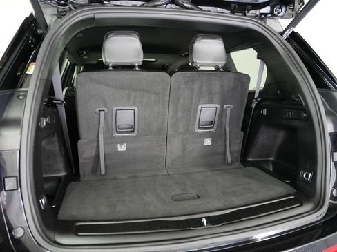 Used 2023 Jeep Grand Cherokee L Laredo AWD/4WD image 34