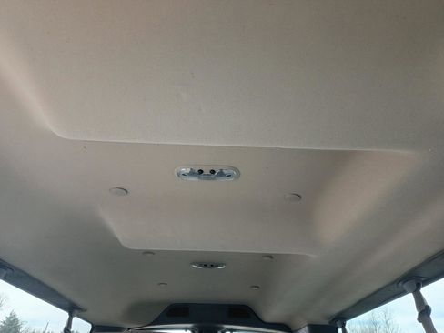 Used 2022 Chevrolet Express 3500 LS image 31