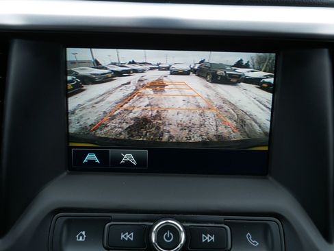 Used 2017 GMC Acadia SLE image 27