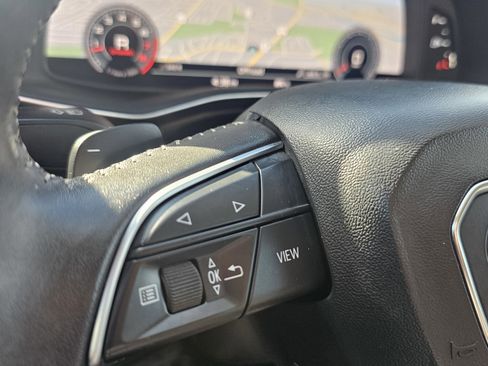 Used 2019 Audi Q8 Premium Plus image 49