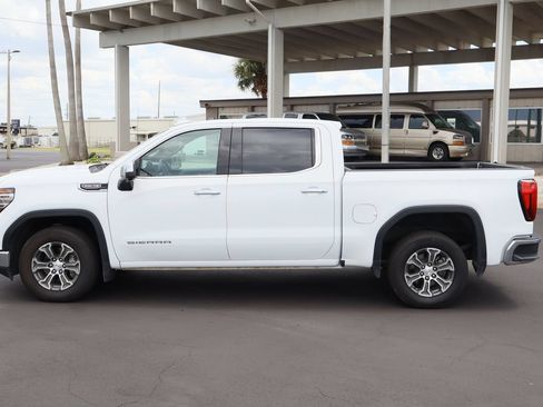 Used 2025 GMC Sierra 1500 SLT RWD image 6