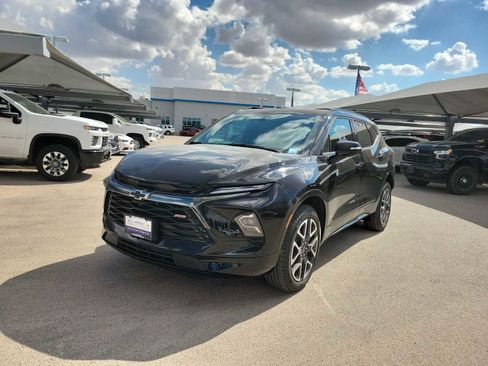New 2025 Chevrolet Blazer RS w/ Driver Confidence II Package AWD/4WD image 4