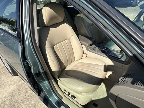Used 2005 Lincoln LS RWD image 63