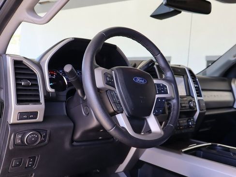 Used 2019 Ford F350 Lariat w/ Lariat Ultimate Package image 18