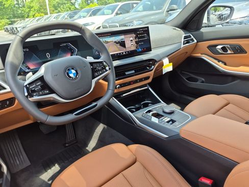 New 2026 BMW 330i xDrive Sedan w/ Premium Package AWD/4WD image 30
