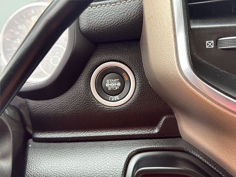 Certified 2024 RAM 2500 Laramie AWD/4WD image 25