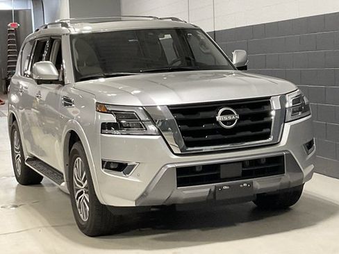 Used 2022 Nissan Armada SL w/ Captain's Chairs Package AWD/4WD image 45
