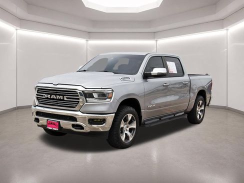 Used 2023 RAM 1500 Laramie AWD/4WD image 3