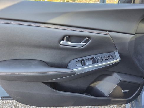 New 2025 Nissan Sentra SR w/ SR Premium Package image 12