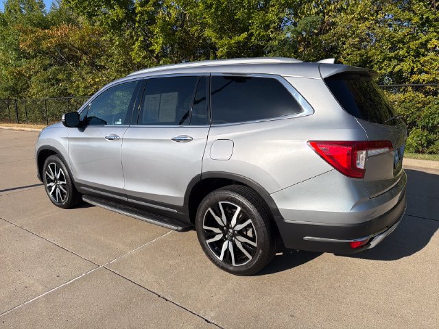 Used 2021 Honda Pilot Touring image 3