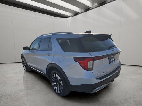 Used 2025 Ford Explorer Platinum w/ LUX Leather Package image 3